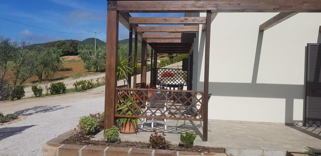 קסטליונה דלה פסקאיה Agriturismo Diaccia Botrona מראה חיצוני תמונה